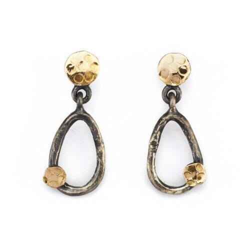 ørestikkere med guld plade og sølv