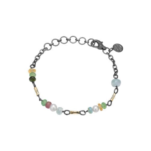 Armbånd med farverige perler og justerbar kæde.